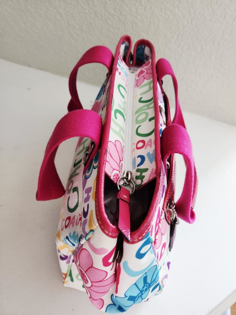 Vintage Coach Daisy Multi Color Floral Satchel Purse - Picture 6 of 15